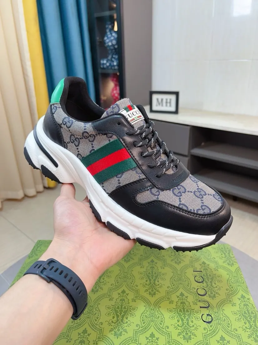 Men's shoes 💰458🌹🌹[GUCCI] Gucci's new lace-up casual men's shoes are on the market first, and the materials and workmanship are superior to all versions on the market. The highest quality shipped first-layer cowhide with imported original perforated materials➕Genuine leather lining, privately molded soft outsole, high foot comfort, imported special materials highlight the brand's unique charm, high-end customization 38-44